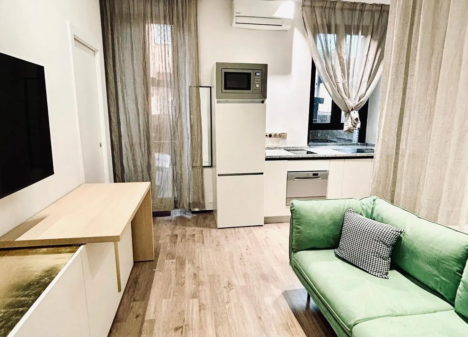로마 Luxury Nest Ponte Milvio 아파트 0*,